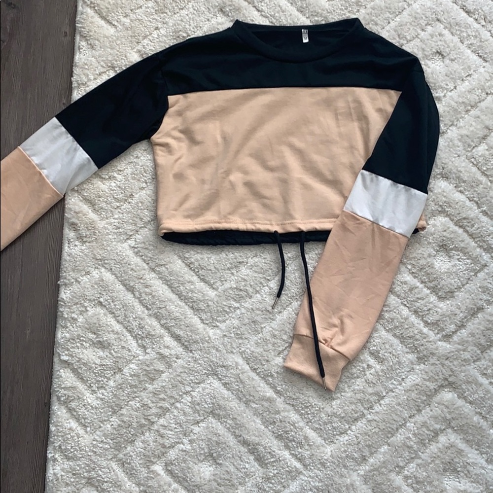 Cropped long sleeve